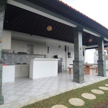Kusuma Guesthouse 2 Canggu Exterior foto