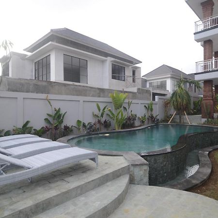 Kusuma Guesthouse 2 Canggu Exterior foto