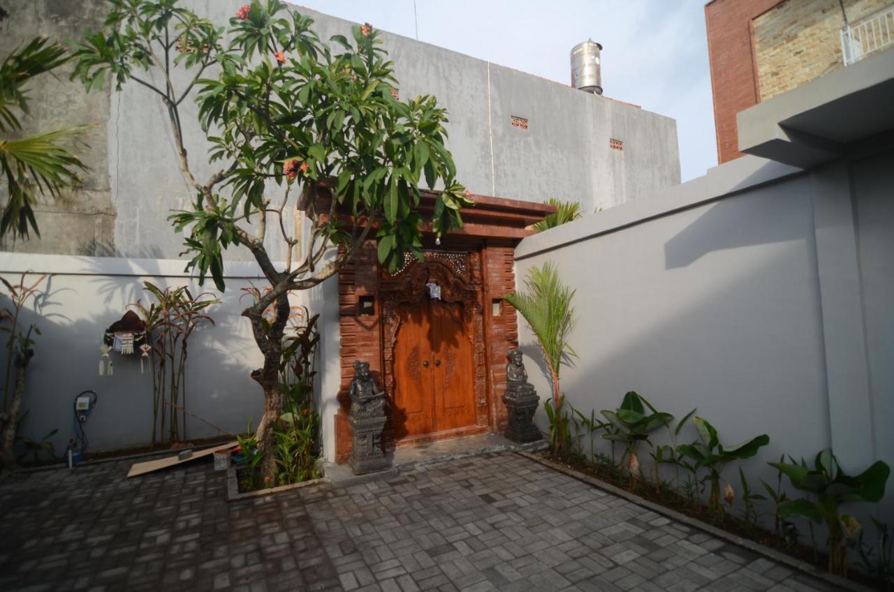 Kusuma Guesthouse 2 Canggu Exterior foto