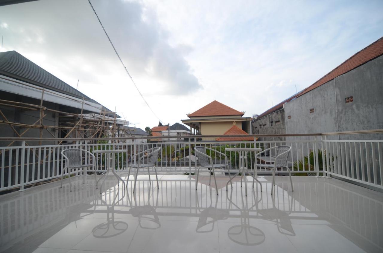 Kusuma Guesthouse 2 Canggu Exterior foto