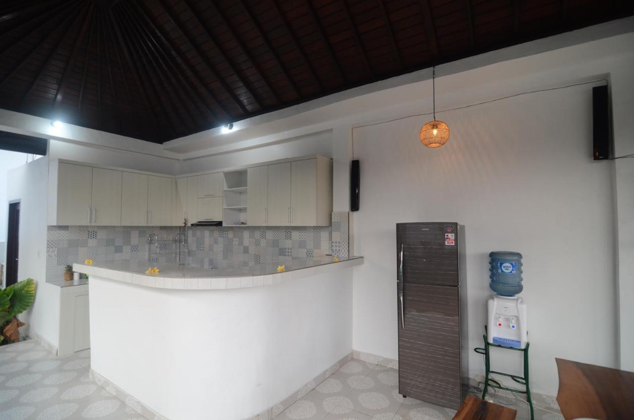 Kusuma Guesthouse 2 Canggu Exterior foto